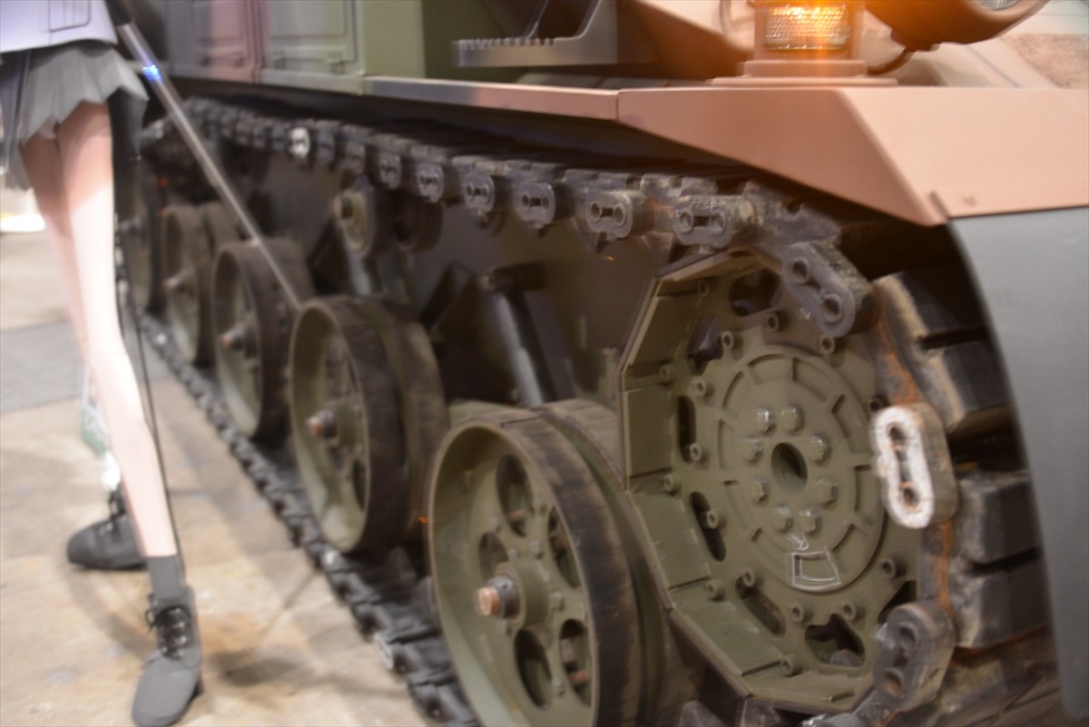 ニコニコ超会議3に行ってみたフォト特集！コンパニオン・ふなっしー・進撃の巨人まで