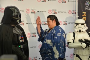 『スター・ウォーズ』ダース・ベイダーが遠藤関を激励！