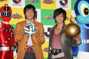 『劇場版 仮面ライダー鎧武／烈車戦隊トッキュウジャー THE MOVIE（仮）』劇場版ゲスト発表記者会見　佐野岳、中山雅史