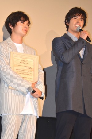 染谷将太、伊藤英明、『WOOD JOB！（ウッジョブ）～神去なあなあ日常～』初日舞台挨拶にて