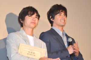 染谷将太、伊藤英明、『WOOD JOB！（ウッジョブ）～神去なあなあ日常～』初日舞台挨拶にて