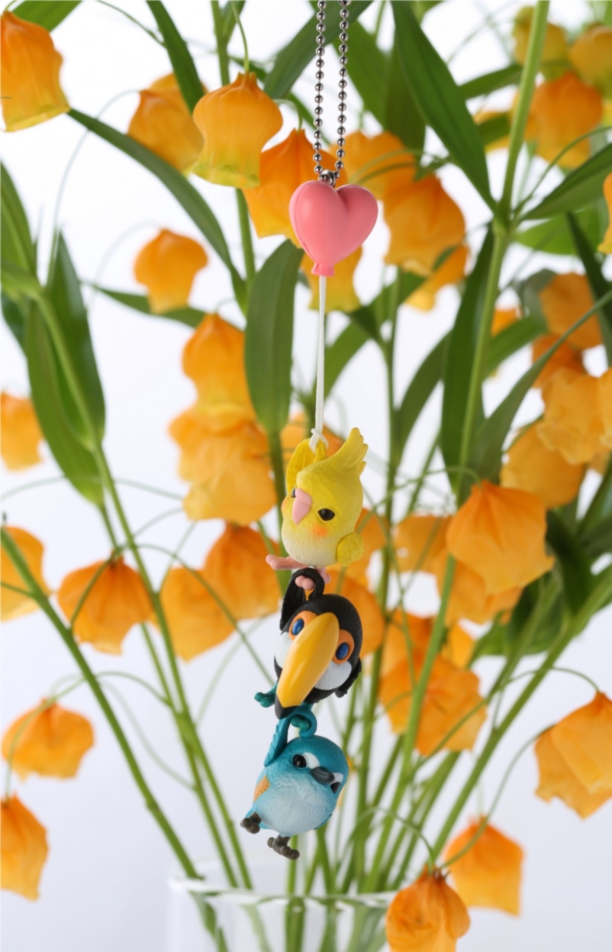 現代人に必要なのは「他力本願な鳥」？脱力系の可愛い鳥がカプセルトイで登場