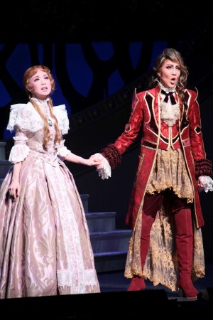 柚希礼音、宝塚星組公演『太陽王　～ル・ロワ・ソレイユ～』公開通し稽古