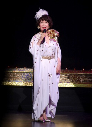 加茂さくら（スぺシャルゲスト）、宝塚歌劇100周年記念公演『セレブレーション100！ 宝塚～この愛よ永遠に～』公開リハーサルの様子