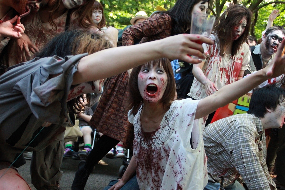 「人間を襲わない！」代々木公園で開催されたゾンビウォーキングに行ってきた