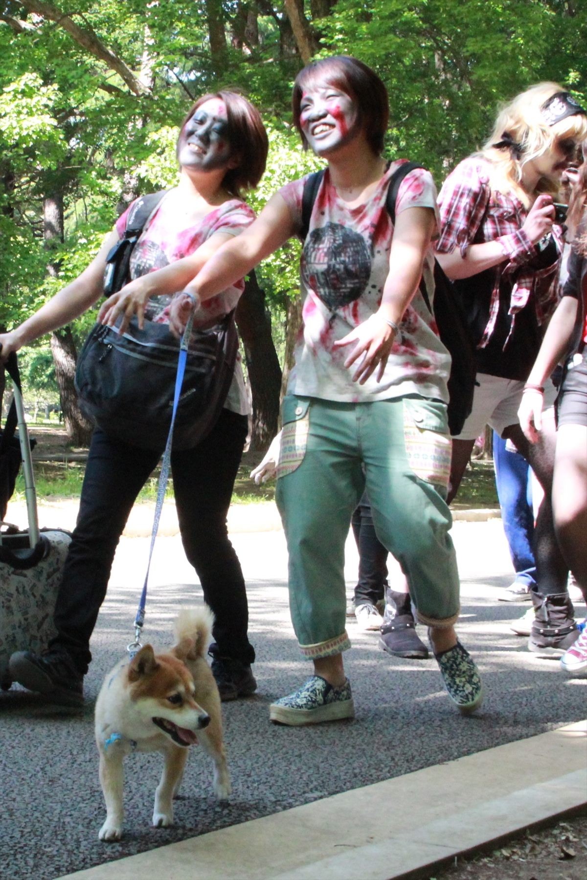 「人間を襲わない！」代々木公園で開催されたゾンビウォーキングに行ってきた