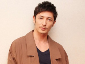 『アフリカ BBCオリジナル完全版』のナレーションを担当した、玉木宏