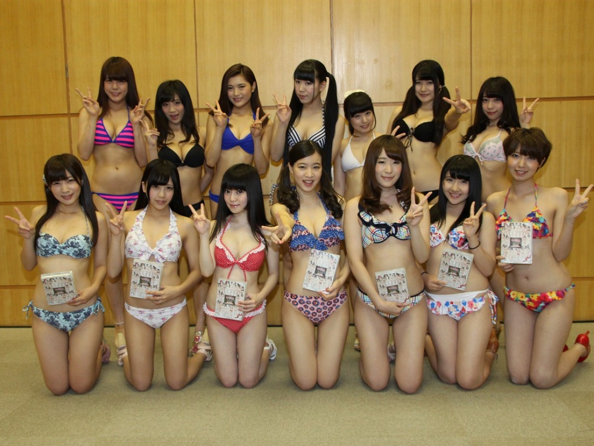 女性アイドル