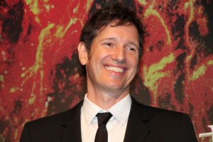 『ポンペイ』ジャパン・プレミアに登壇したポール・W・S・アンダーソン監督