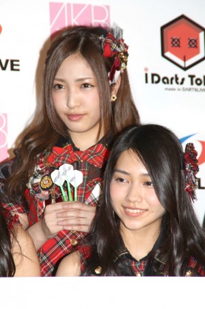 「DARTSLIVE×AKB48」プロジェクト記者発表会の様子
