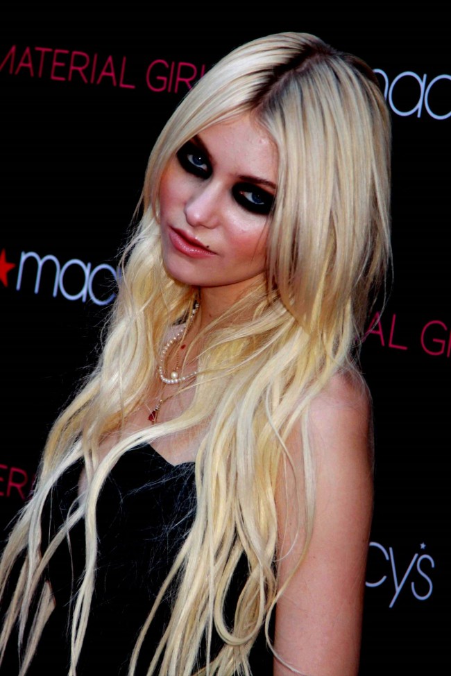 テイラー・モムセン Taylor Momsen