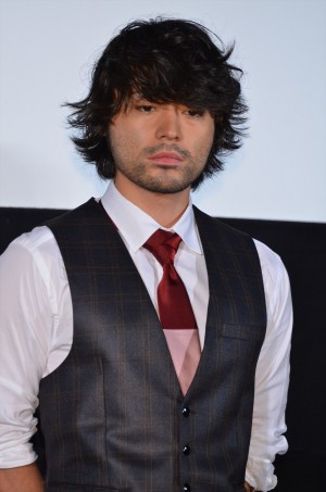 『MONSTERZ モンスターズ』初日舞台挨拶に登壇した山田孝之