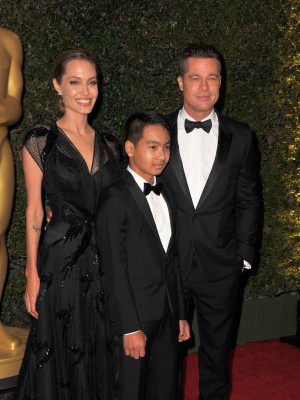 アンジュエリーナ・ジョリーが12歳の息子マドックスに彼女がいることを暴露