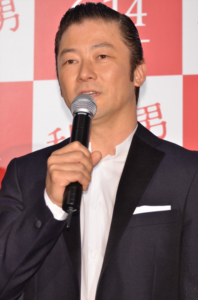 『私の男』完成披露試写会に出席した浅野忠信