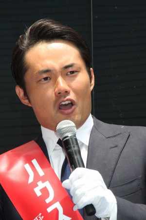 『ハウス・オブ・カード　野望の階段』ブルーレイ＆DVDリリース記念イベントに登場した杉村太蔵