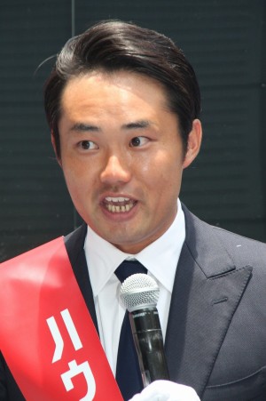 『ハウス・オブ・カード　野望の階段』ブルーレイ＆DVDリリース記念イベントに登場した杉村太蔵