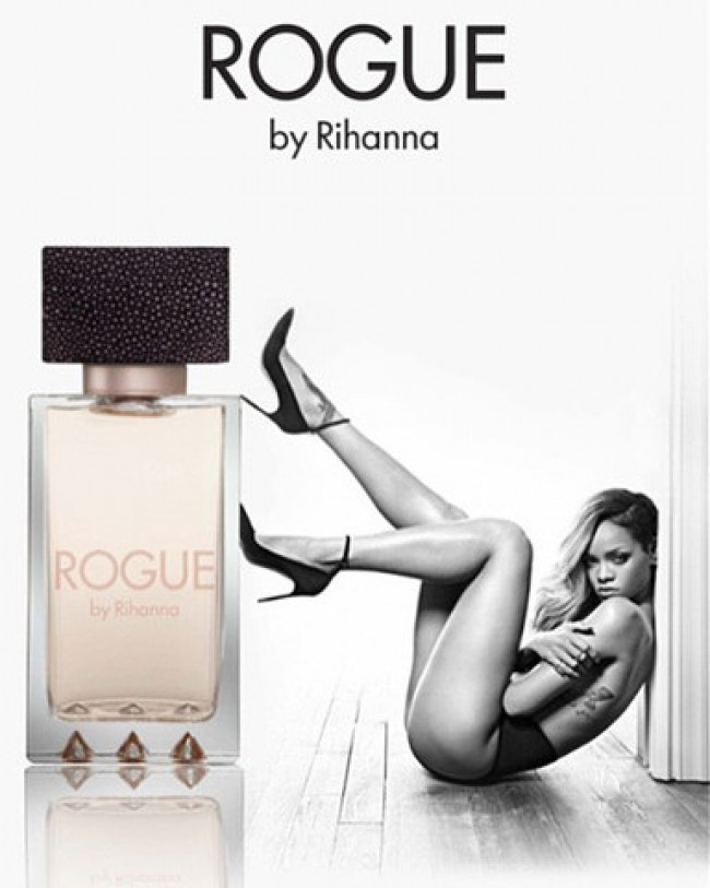 リアーナの「セクシーすぎる」香水の広告がイギリスで規制(※www.perfumesbyrihanna.comのスクリーンショット)