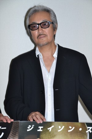 『ハミングバード』『バトルフロント』公開記念ニコ生特番に登場した山路和弘