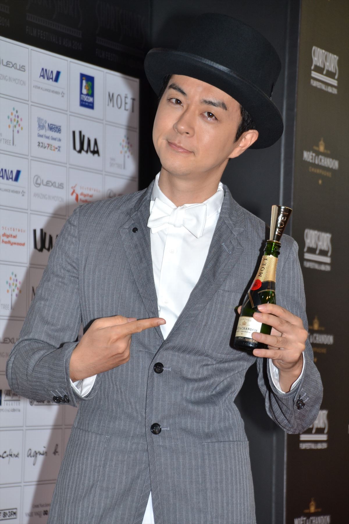 有村架純・市原隼人が短編映画祭レッドカーペットに登場！ヒャダインは半パン姿を披露