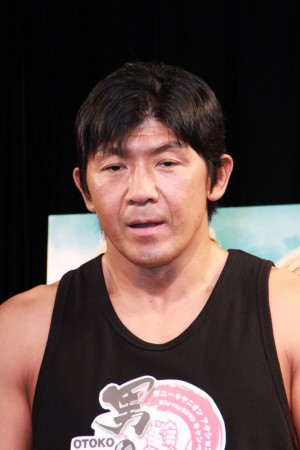 「男の絆」応援団就任記者発表に登場した船木誠勝（Ｗ‐１）