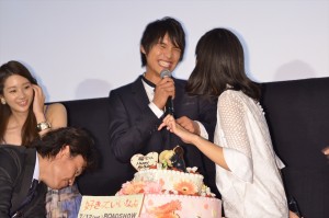 『好きっていいなよ。』完成披露試写会に出席した足立梨花、福士蒼汰、川口春奈