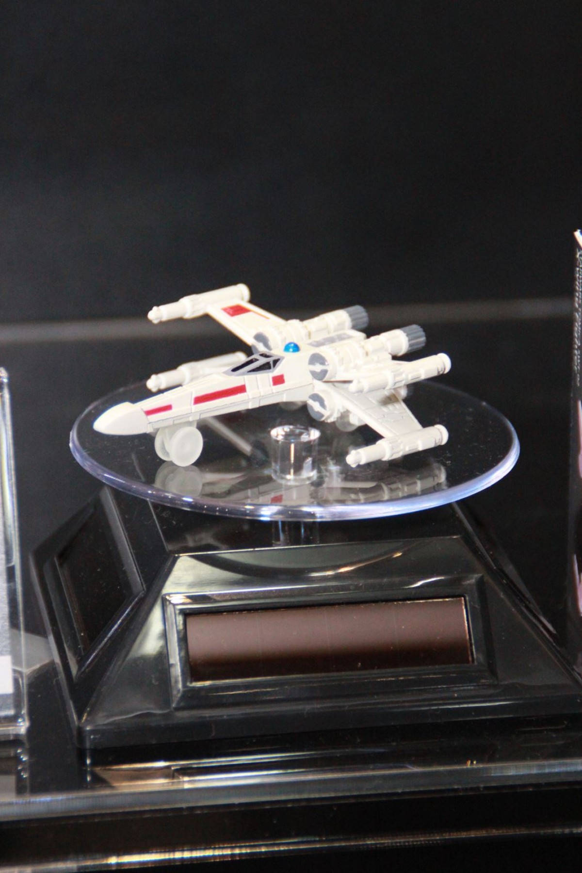 タカラトミー、新作『スター・ウォーズ』に合わせて新商品を続々と展開！