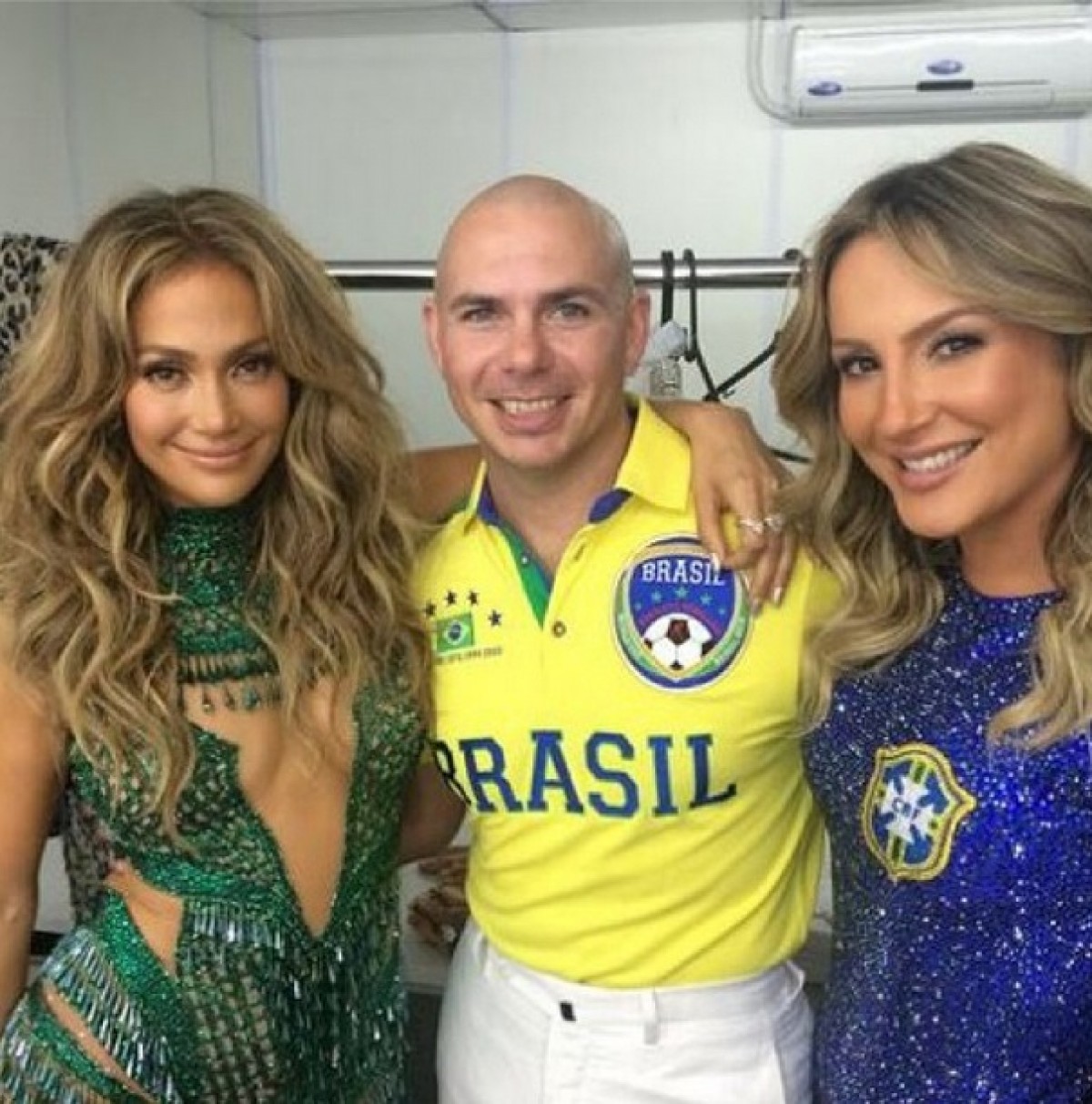 2014年W杯開幕式前に記念写真!(※ジェニファー・ロペスのインスタグラムのスクリーンショット)