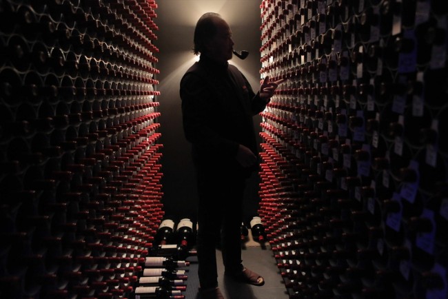 ワインビジネスと、ワインに熱狂し魅入られた人々に迫るドキュメンタリー『世界一美しいボルドーの秘密』9月27日公開