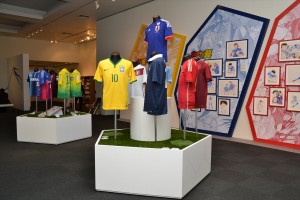 『ボールはともだち。キャプテン翼展』の模様