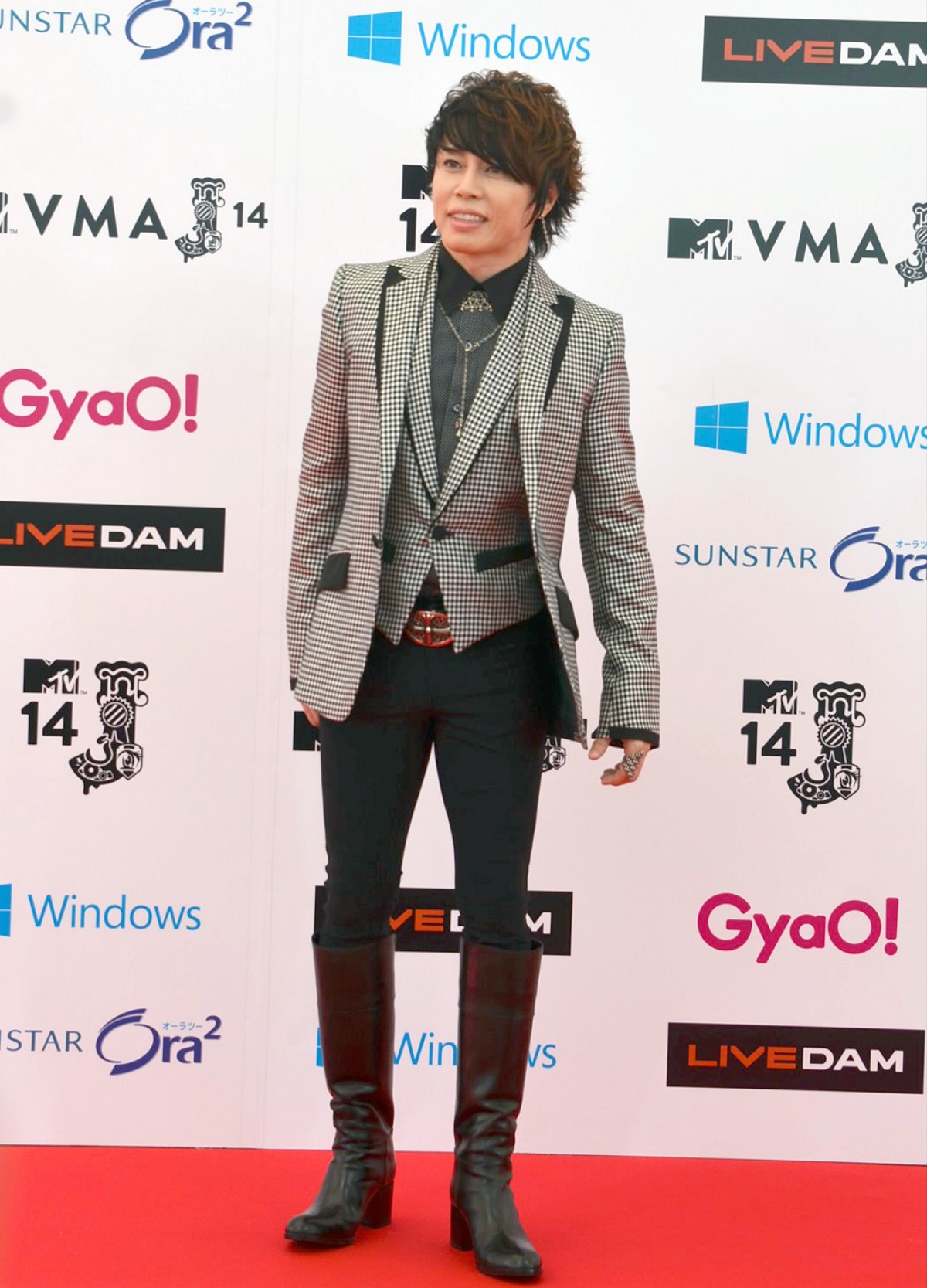 T.M.Revolution、「MTV VMAJ」レッドカーペットにトップバッターで登場！