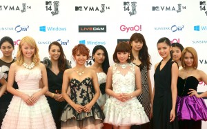 「MTV VMAJ 2014」レッドカーペットに、E‐girls登場！