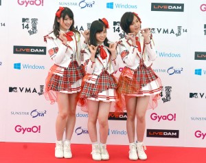 「MTV VMAJ 2014」レッドカーペットに登場した、Rev. from DVL