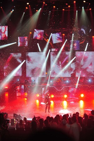 T.M.Revolution、水樹奈々とのコラボで「最優秀コラボレーションビデオ賞」受賞