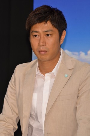 『碧の海～LONG SUMMER～』制作発表記者会見に出席した尾形貴弘（パンサー）