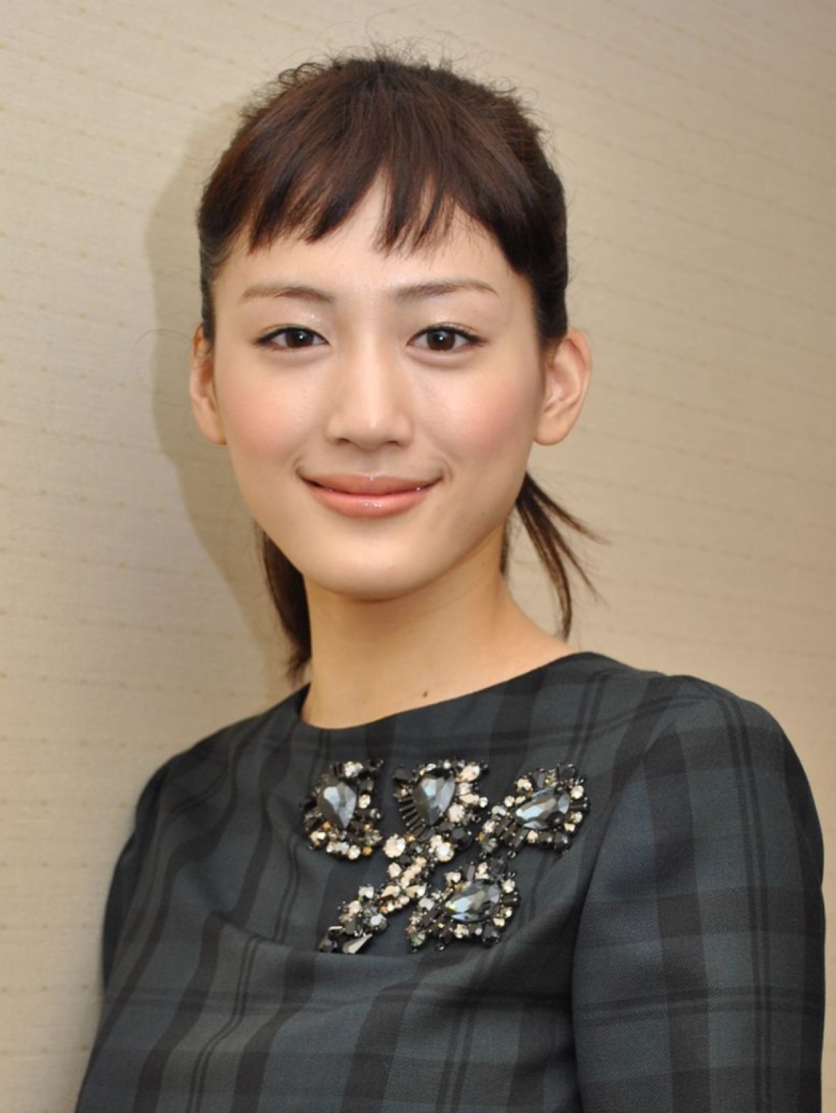 芸能人 肌 真木よう子、桐谷美玲、小泉今日子ら“汚肌女優”に高須院長 ...