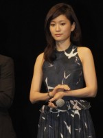 『エイトレンジャー2』舞台挨拶に登壇した前田敦子