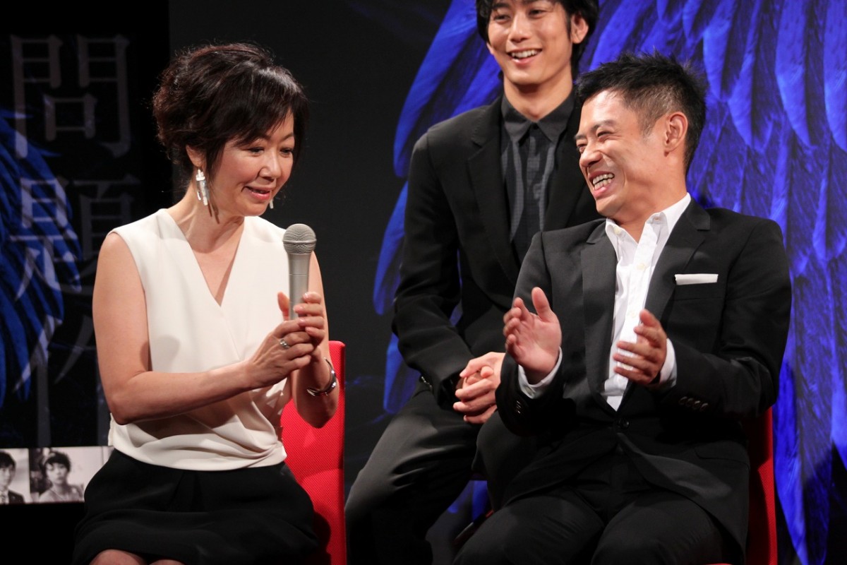 篠田麻里子、遠藤憲一からプレゼント攻撃!?　『家族狩り』共演者はブーイング