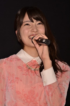 入山杏奈、映画『青鬼』舞台挨拶に登場