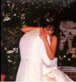 15年前の結婚式でのデヴィッド＆ヴィクトリア・ベッカム