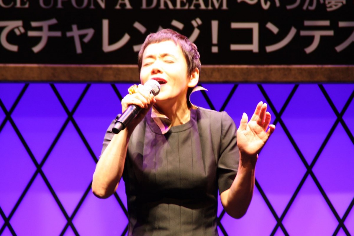 大竹しのぶ、映画『マレフィセント』主題歌で紅白を狙う!? 「頑張ります！」