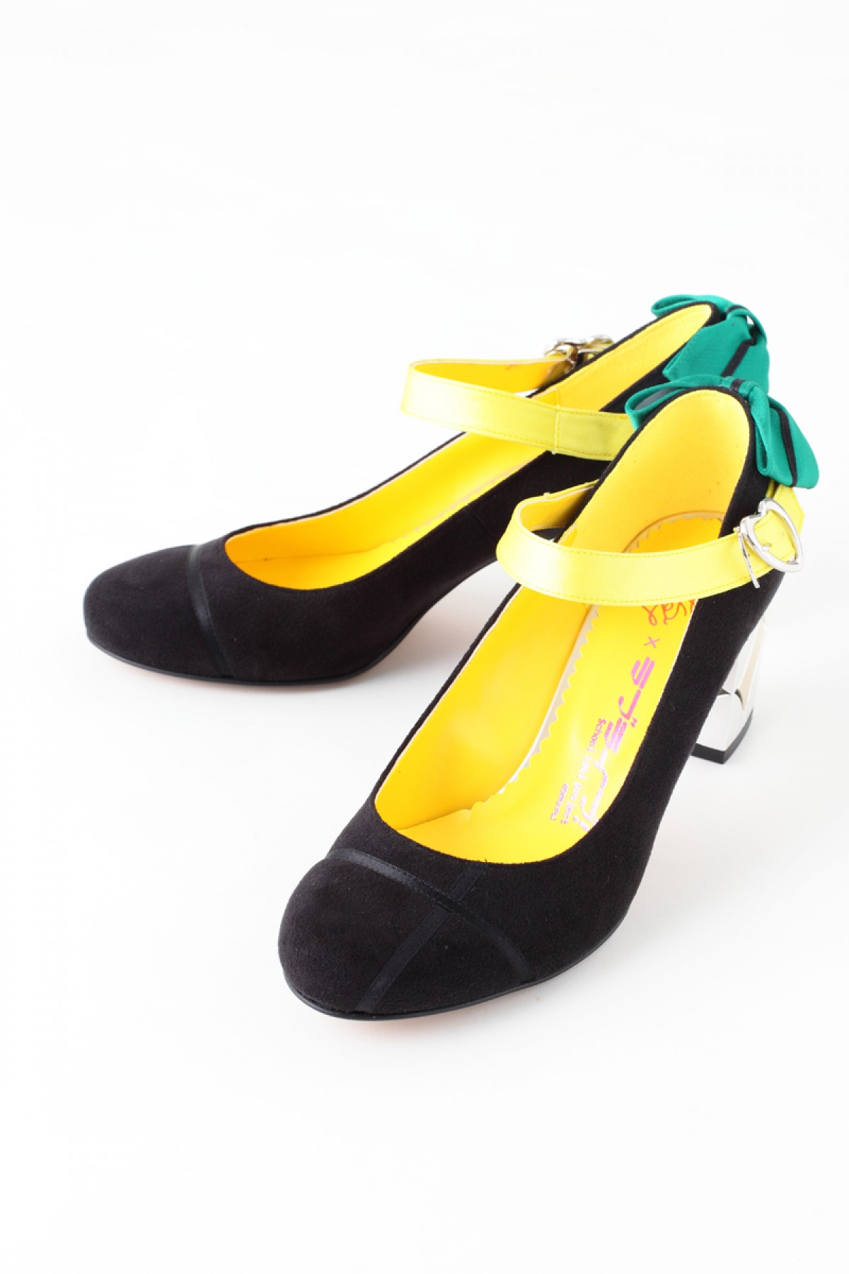 ＜フォト特集＞女性ラブライバー必見！『ラブライブ』μ’sモチーフのパンプスが登場