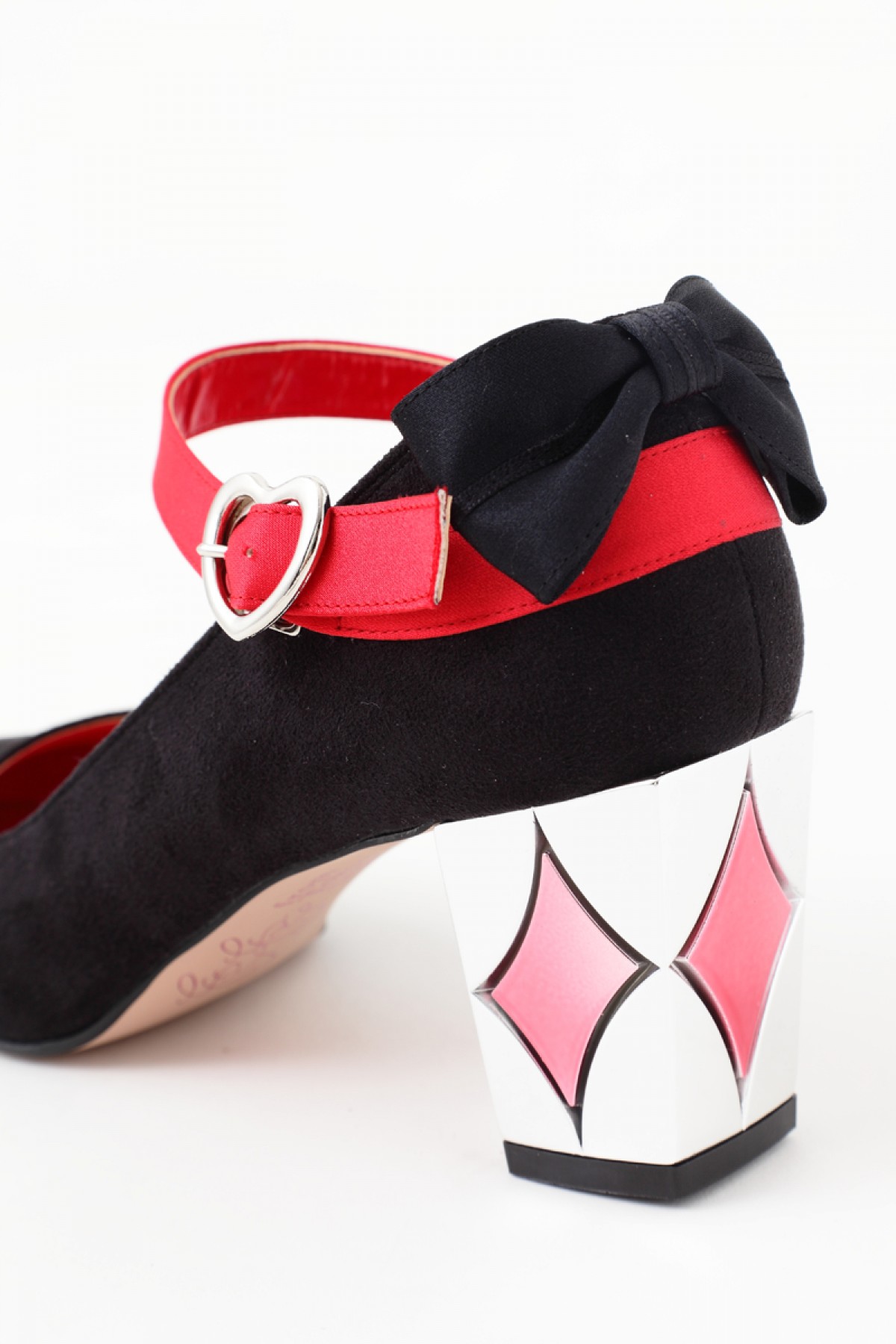 ＜フォト特集＞女性ラブライバー必見！『ラブライブ』μ’sモチーフのパンプスが登場