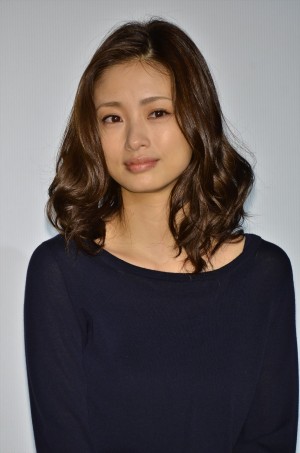 上戸彩、『昼顔～平日午後3時の恋人たち～』舞台あいさつに出席