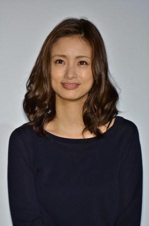 上戸彩、『昼顔～平日午後3時の恋人たち～』舞台あいさつに出席