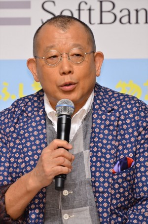 笑福亭鶴瓶、映画『ふしぎな岬の物語』完成報告会見にて