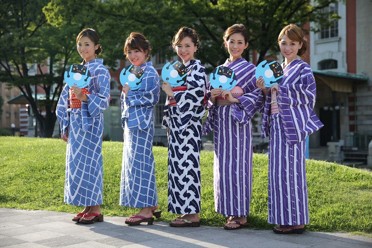 “タイヤ柄”浴衣の美女が勢ぞろい！大阪「水の都の夕涼み」で初お披露目
