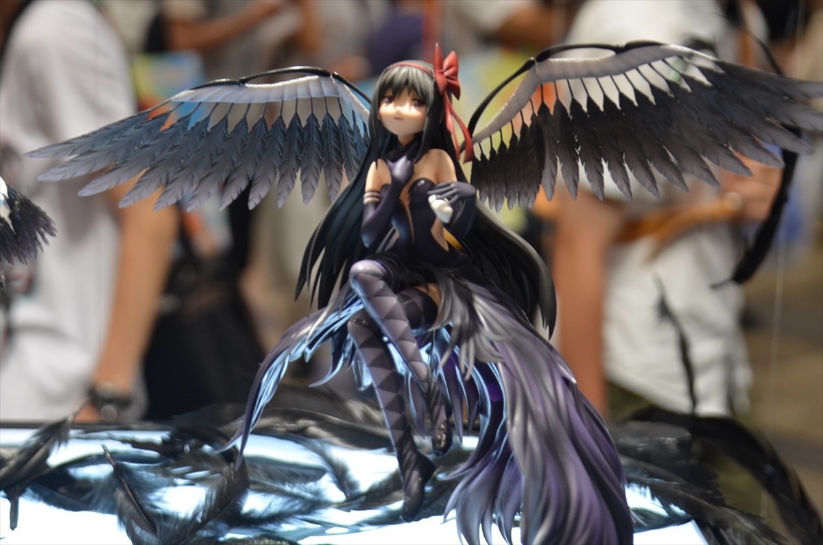 ワンフェスに行ってみた！ まどマギ、ゴジラ、艦これ、進撃の巨人…新作がいっぱい