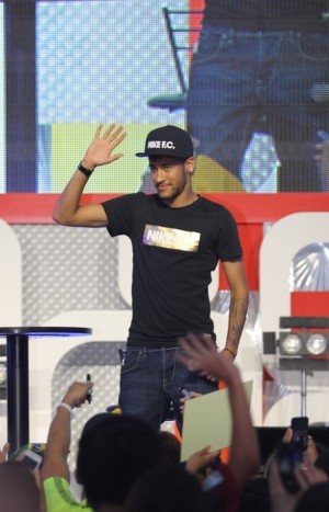 ネイマール、『お台場新大陸2014～地図にないキミだけの宝島～』スペシャルイベントにて