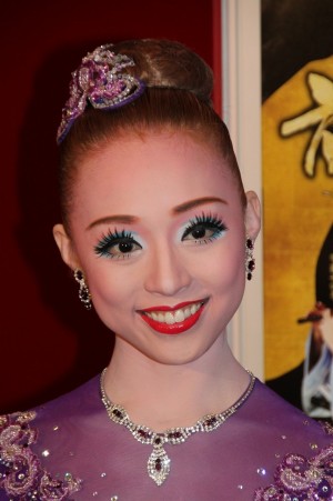 愛加あゆが出席、宝塚『一夢庵風流記 前田慶次』『My Dream TAKARAZUKA』囲み取材