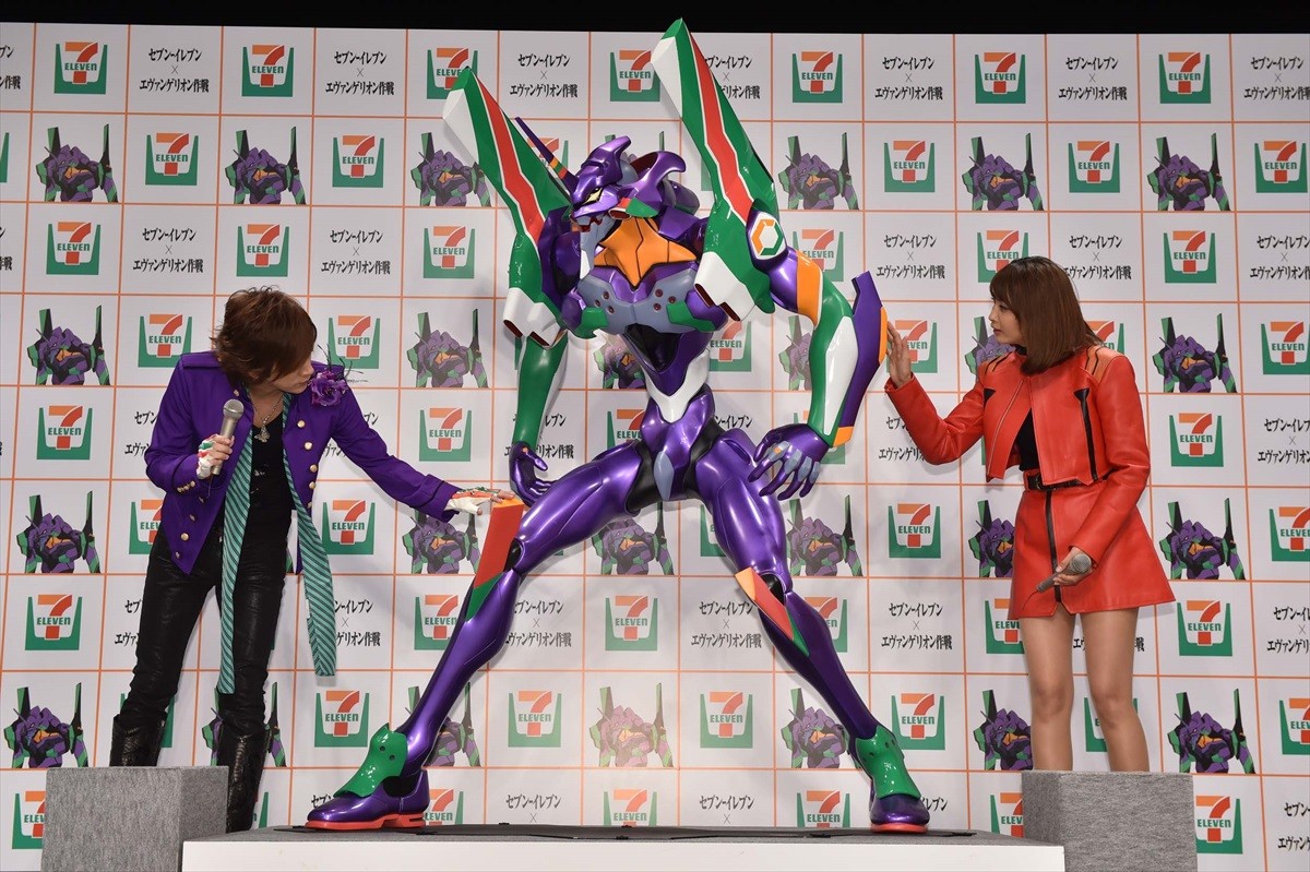 『エヴァ』1体170万円の巨大初号機フィギュア登場！　「セブン」とのコラボ作戦始動